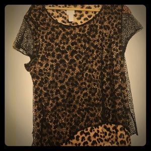 Two tattered short sleeve top, light weight